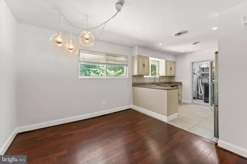 Other - 18301 Cabin Rd, Triangle, VA 22172 photo 3 of 16