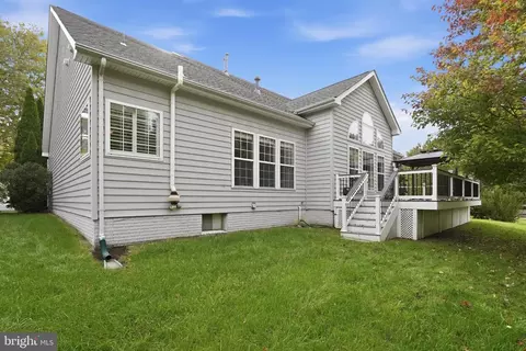 Exterior - 8720 Lords View Loop, Gainesville, VA 20155 photo 5 of 9