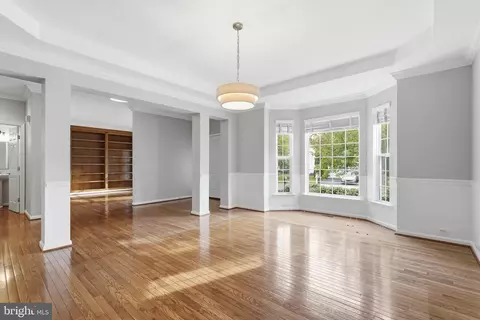 Living - 8720 Lords View Loop, Gainesville, VA 20155 photo 1 of 5