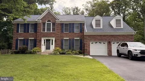 14595 Estate Dr, Woodbridge, VA 22193