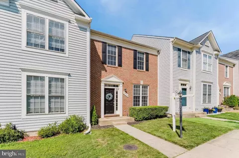 14144 Madrigal Dr, Woodbridge, VA 22193