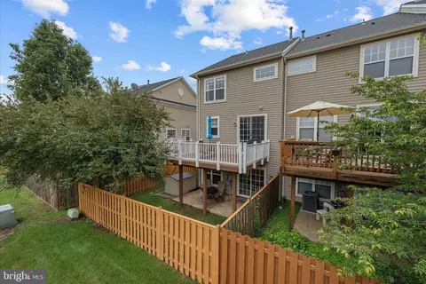 Exterior - 9155 Ribbon Falls Loop, Bristow, VA 20136 photo 7 of 10