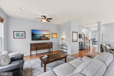 Living - 9155 Ribbon Falls Loop, Bristow, VA 20136 photo 2 of 3