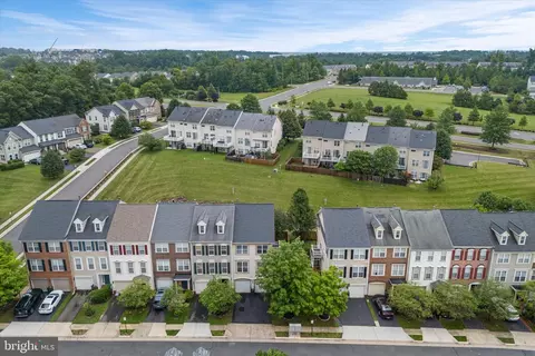 View/Area - 9155 Ribbon Falls Loop, Bristow, VA 20136 photo 1 of 3