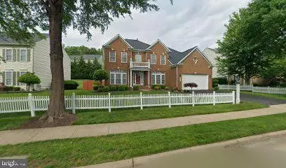 1942 Powells Landing Cir, Woodbridge, VA 22191