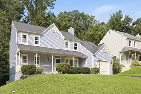 11969 Home Guard Dr, Woodbridge, VA 22192