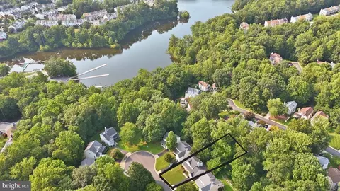 11969 Home Guard Dr, Woodbridge, VA 22192