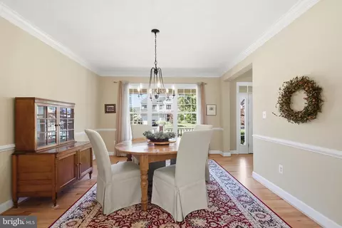 Dining - 3646 Thomasson Crossing Dr, Triangle, VA 22172 photo 2 of 5