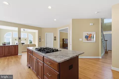 Kitchen - 3646 Thomasson Crossing Dr, Triangle, VA 22172 photo 4 of 6