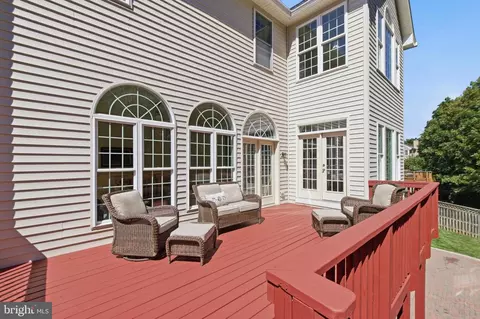 Exterior - 3646 Thomasson Crossing Dr, Triangle, VA 22172 photo 6 of 21
