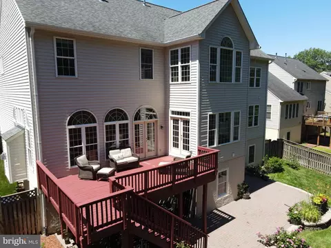 Exterior - 3646 Thomasson Crossing Dr, Triangle, VA 22172 photo 16 of 21