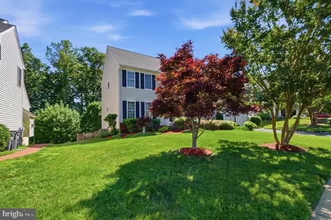 Exterior - 3646 Thomasson Crossing Dr, Triangle, VA 22172 photo 3 of 21
