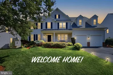 Exterior - 3646 Thomasson Crossing Dr, Triangle, VA 22172 photo 14 of 21