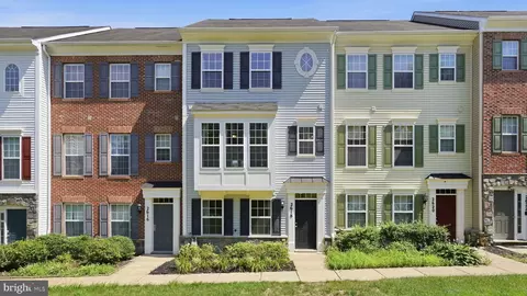 2618 River Basin Ln, Woodbridge, VA 22191
