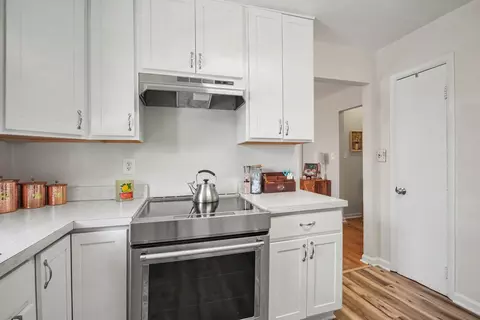 Kitchen - 8417 Impalla Dr, Manassas, VA 20110 photo 2 of 2