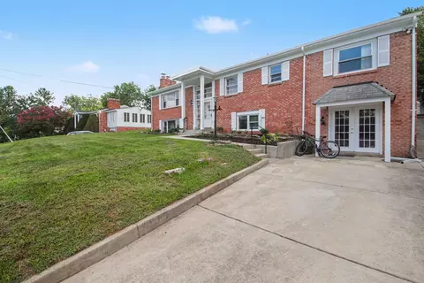 Exterior - 8417 Impalla Dr, Manassas, VA 20110 photo 2 of 4