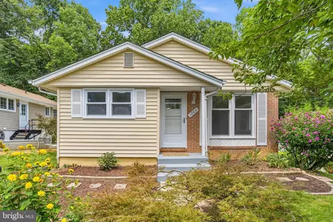 12819 Greenhall Dr, Woodbridge, VA 22192