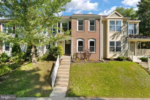 11565 Hill Meade Ln, Woodbridge, VA 22192