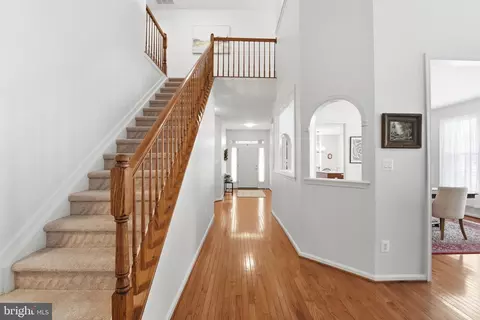Entry Way - 13886 Crabtree Way, Gainesville, VA 20155 photo 5 of 8