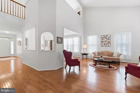 Entry Way - 13886 Crabtree Way, Gainesville, VA 20155 photo 2 of 8