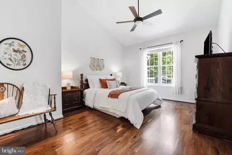 Bedroom - 13886 Crabtree Way, Gainesville, VA 20155 photo 1 of 9