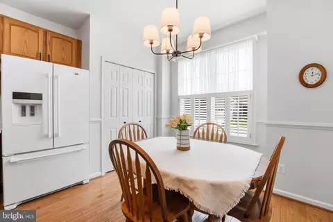 Dining - 13886 Crabtree Way, Gainesville, VA 20155 photo 2 of 6
