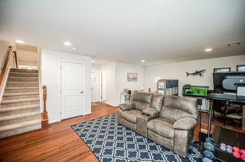 Entry Way - 7739 Milton Cir, Gainesville, VA 20155 photo 7 of 7