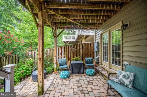 Exterior - 7739 Milton Cir, Gainesville, VA 20155 photo 8 of 13