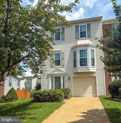 11757 Barrows Ln, Woodbridge, VA 22192