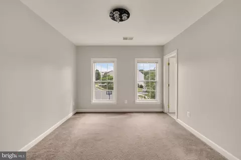 3232 Lost Pond Ct, Triangle, VA 22172 photo 37