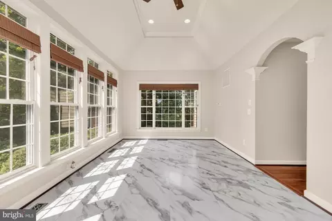 3232 Lost Pond Ct, Triangle, VA 22172 photo 9