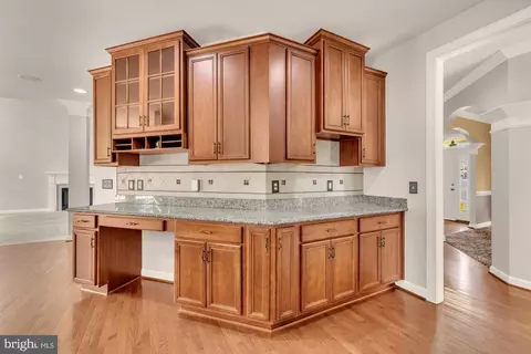 3232 Lost Pond Ct, Triangle, VA 22172 photo 17