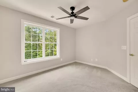 3232 Lost Pond Ct, Triangle, VA 22172 photo 40