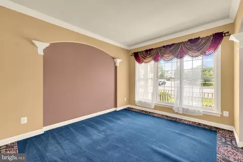 3232 Lost Pond Ct, Triangle, VA 22172 photo 4