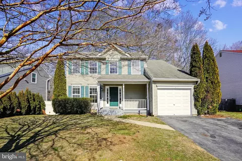 13857 Redford Ln, Woodbridge, VA 22193