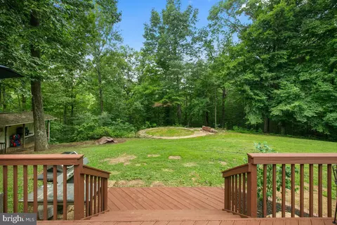 Exterior - 6716 River Rd, Manassas, VA 20111 photo 3 of 8