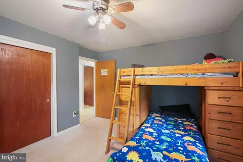 Bedroom - 6716 River Rd, Manassas, VA 20111 photo 2 of 7