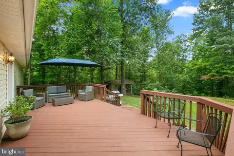 Exterior - 6716 River Rd, Manassas, VA 20111 photo 2 of 8