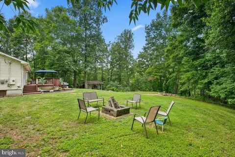 Exterior - 6716 River Rd, Manassas, VA 20111 photo 5 of 8