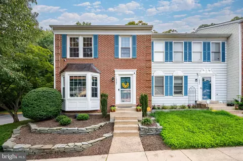 12864 Misty Ln, Woodbridge, VA 22192