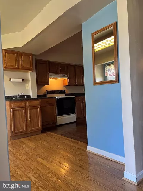 Entry Way - 3723 Tavern Way, Triangle, VA 22172 photo 2 of 8