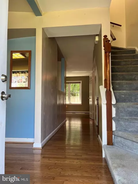 Entry Way - 3723 Tavern Way, Triangle, VA 22172 photo 1 of 8