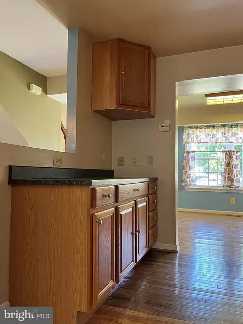 Kitchen - 3723 Tavern Way, Triangle, VA 22172 photo 4 of 7