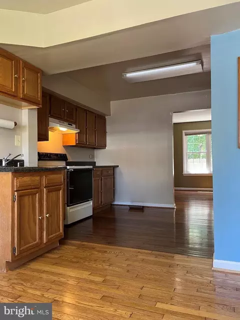 Kitchen - 3723 Tavern Way, Triangle, VA 22172 photo 7 of 7