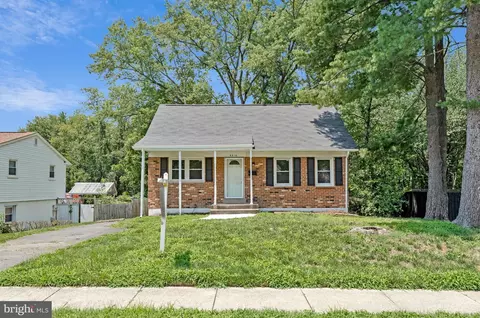 4516 Kenwood Dr, Woodbridge, VA 22193