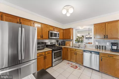 Kitchen - 11190 Privates Ct, Manassas, VA 20109 photo 3 of 3