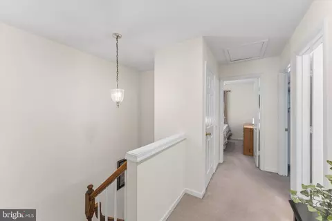 Entry Way - 11190 Privates Ct, Manassas, VA 20109 photo 4 of 6