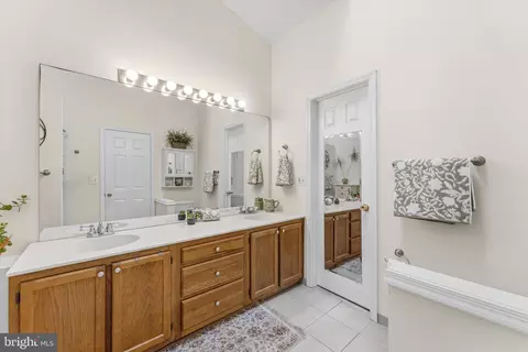 Bath - 11190 Privates Ct, Manassas, VA 20109 photo 1 of 5