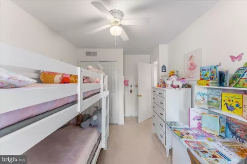 Bedroom - 11190 Privates Ct, Manassas, VA 20109 photo 5 of 6
