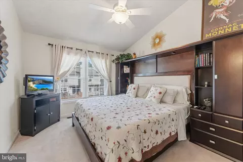 Bedroom - 11190 Privates Ct, Manassas, VA 20109 photo 1 of 6